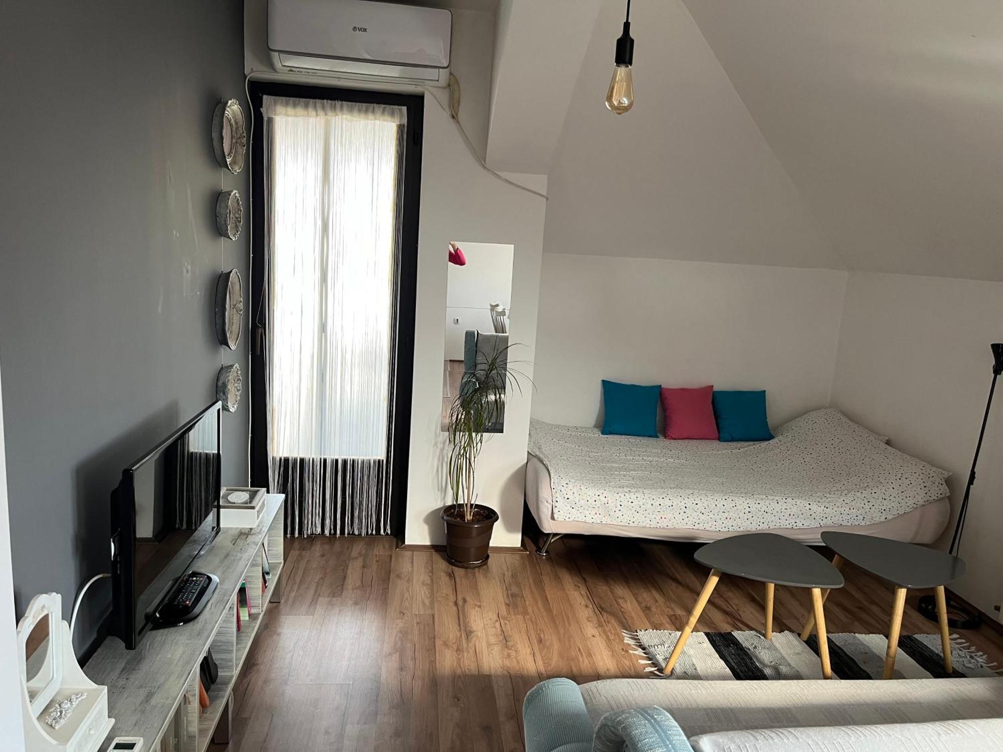 Appartamento Stan na dan Loznica Esterno foto